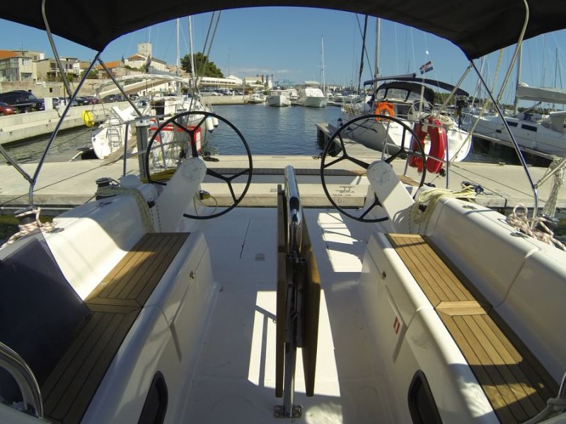 Salona 38