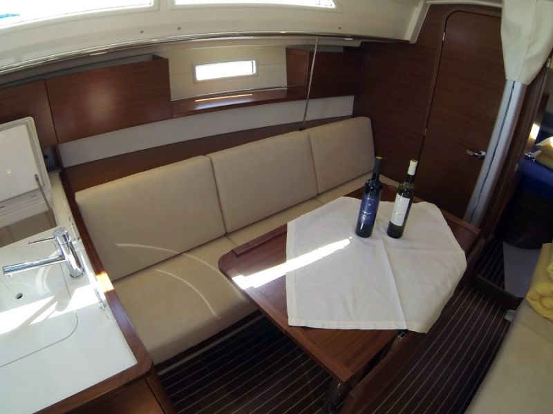 Salona 38
