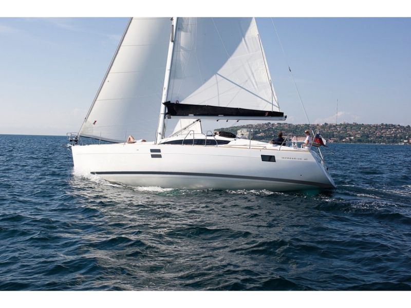 Elan 40 Impression