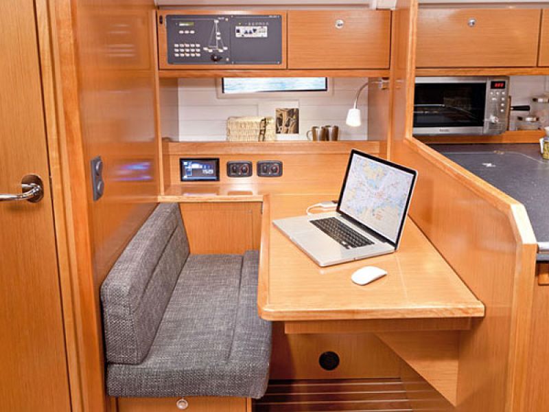Bavaria Cruiser 50