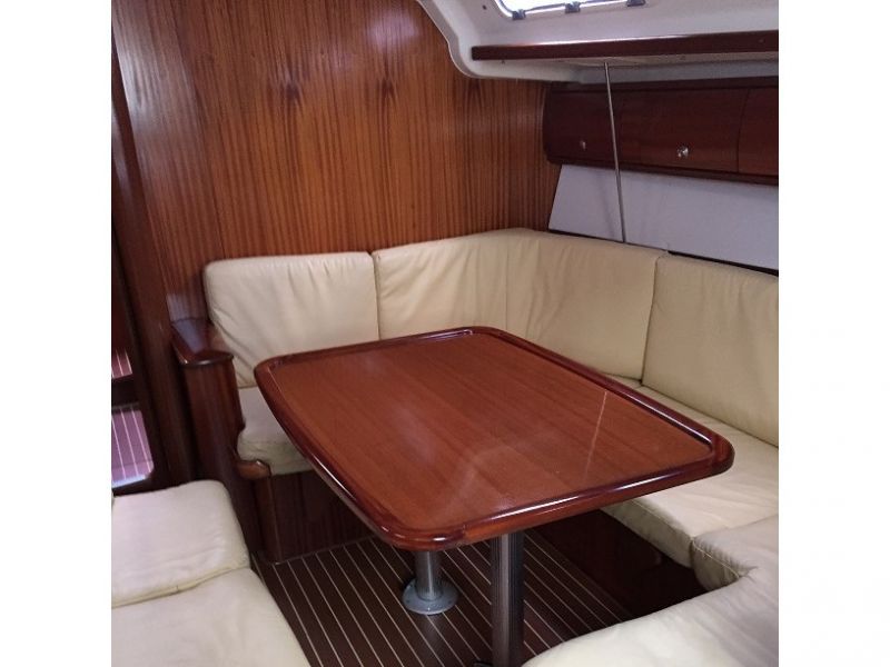 Bavaria 44