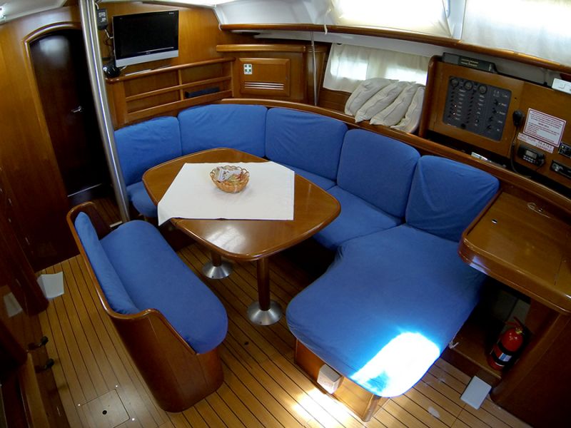 Oceanis Clipper 423