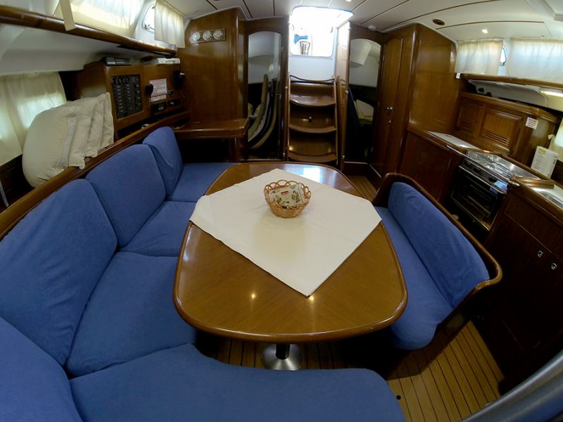 Oceanis Clipper 423