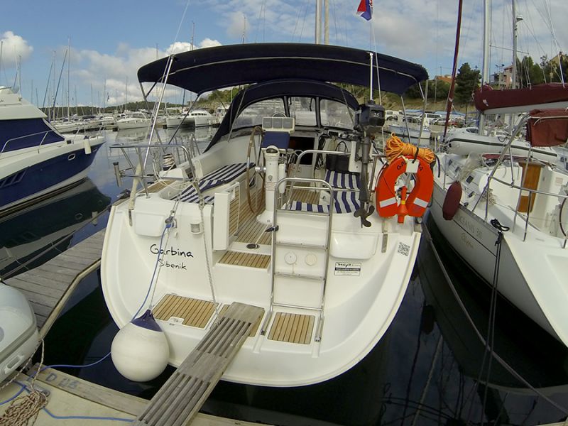 Oceanis Clipper 423