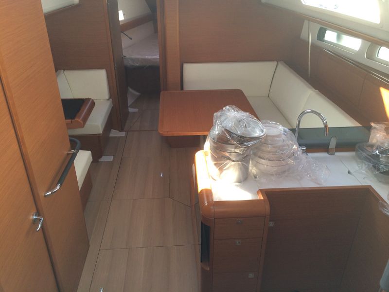 Sun Odyssey 409