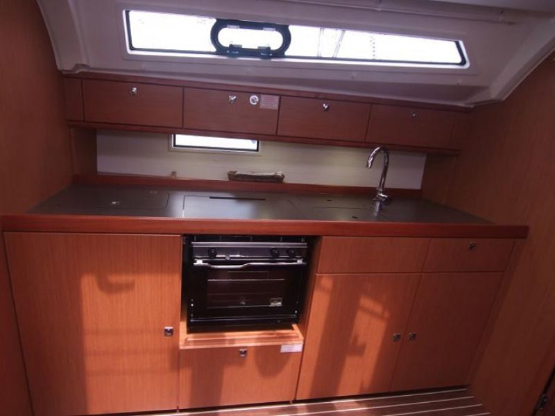 Bavaria Cruiser 41 