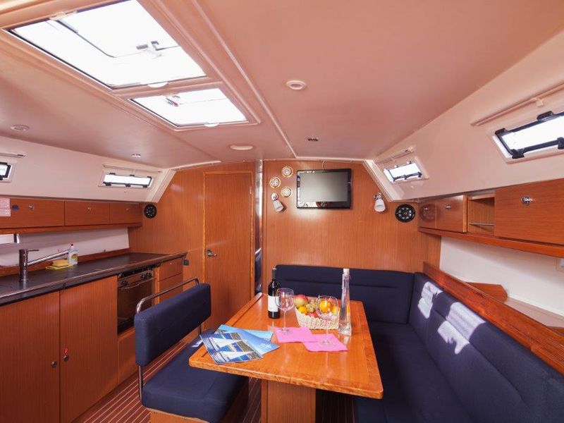 Bavaria 40 CN