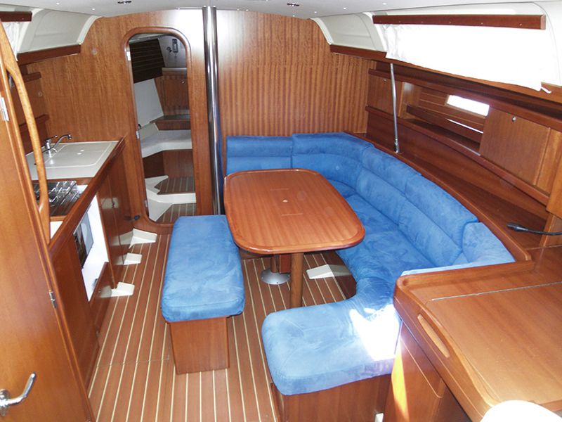 Dufour 365 2 Cab