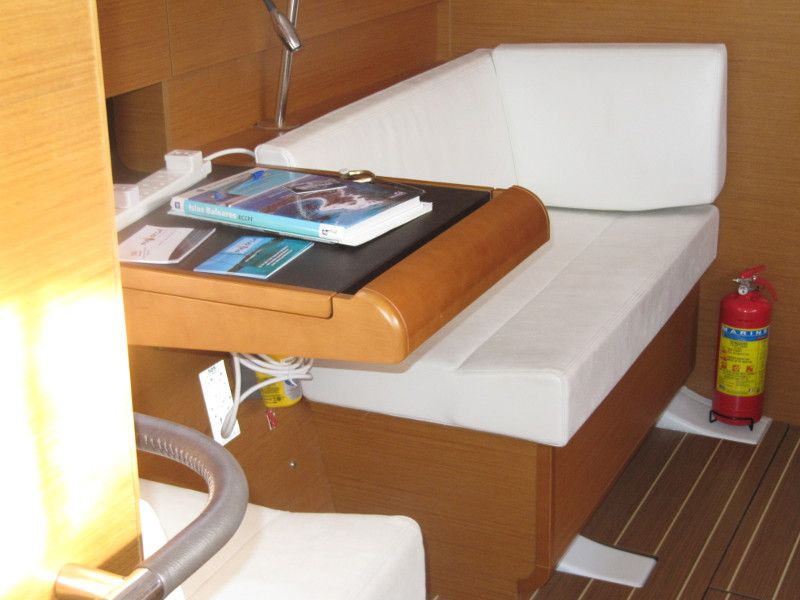 Sun Odyssey 439