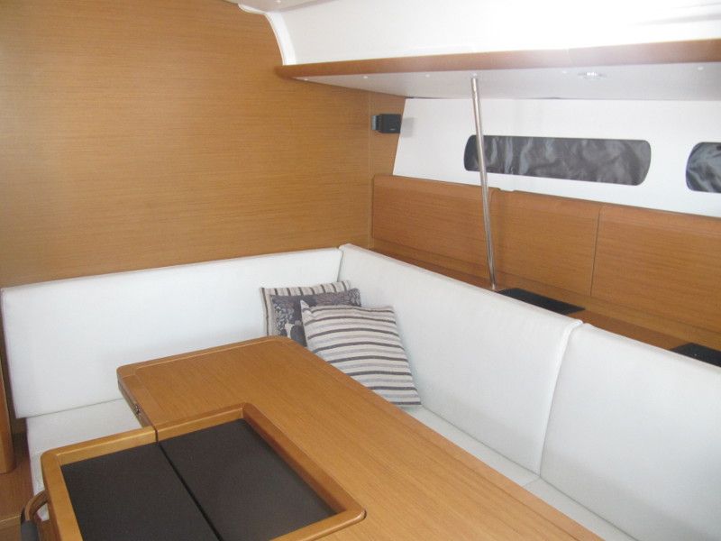 Sun Odyssey 439