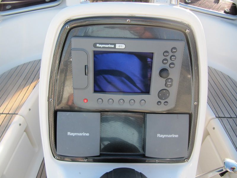 Bavaria 37