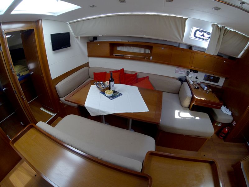 Oceanis 50 Family