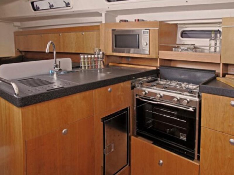 Hanse 415