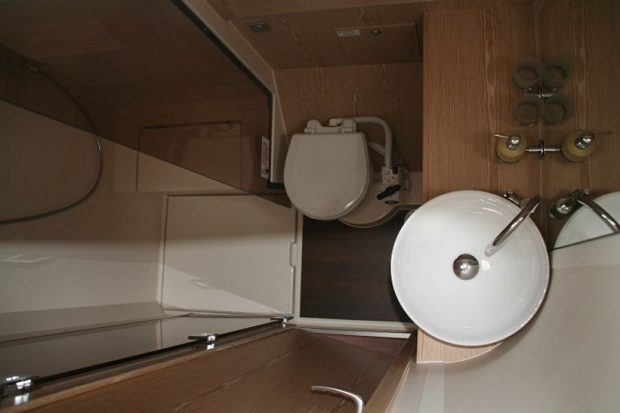 Hanse 575