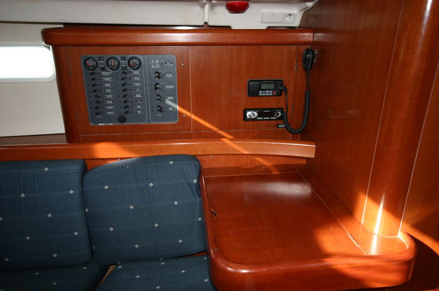 Oceanis Clipper 423