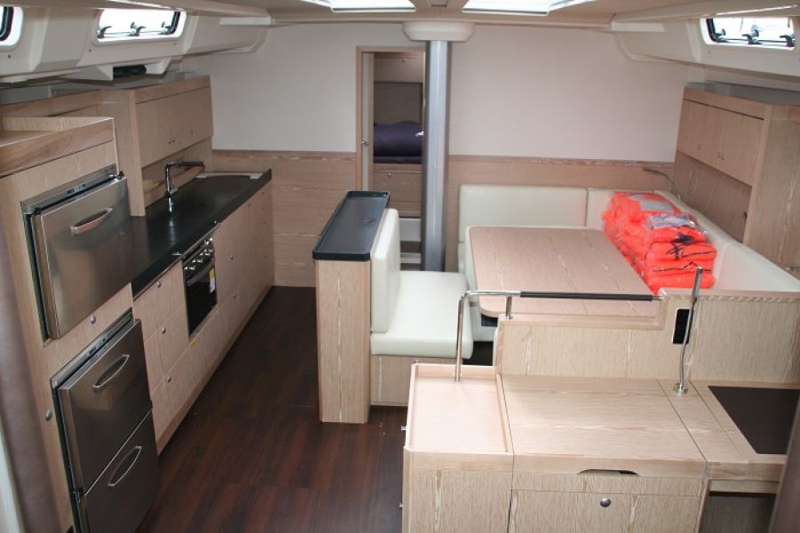 Hanse 575