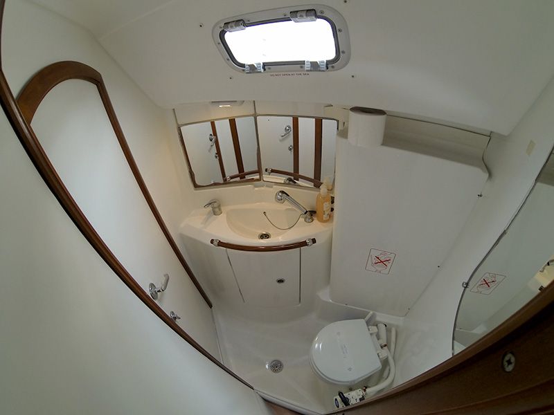 Oceanis Clipper 423