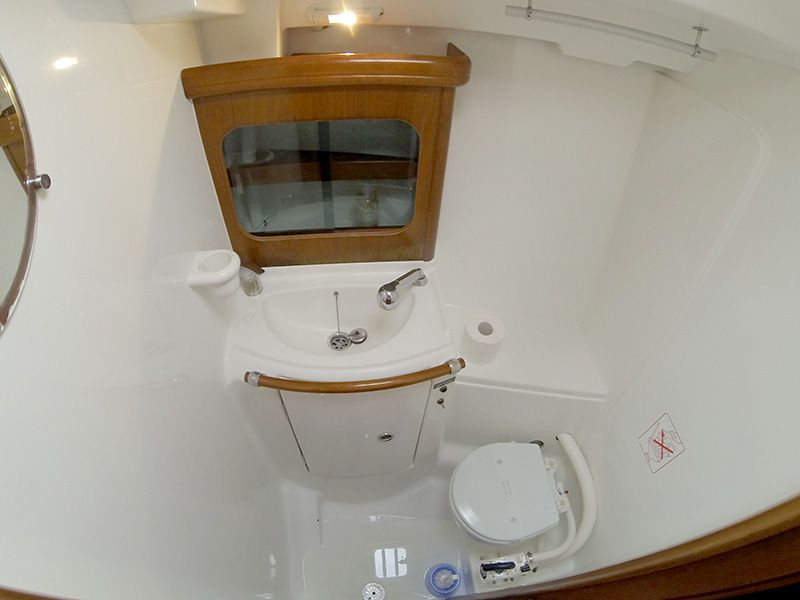 Oceanis Clipper 423