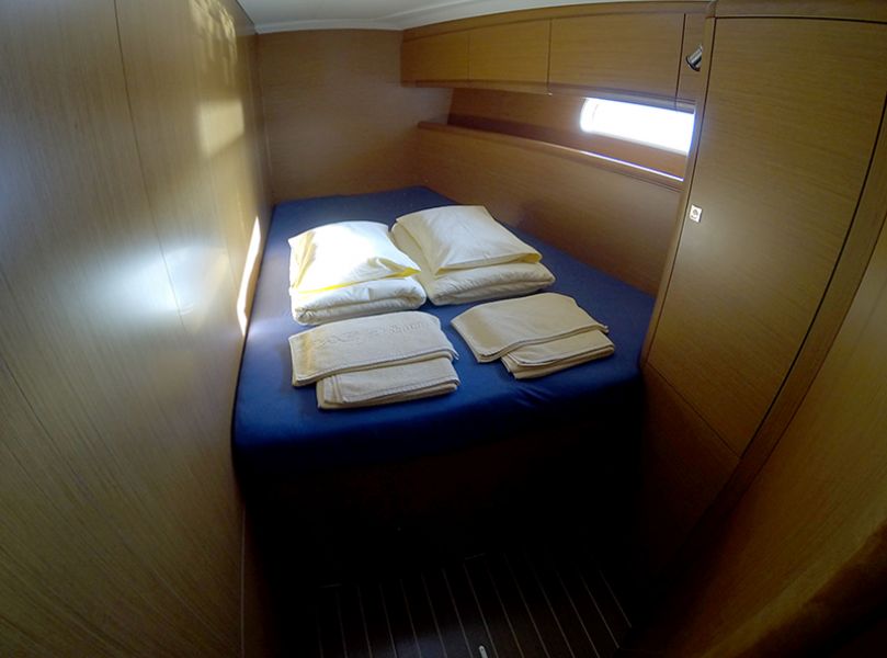 Jeanneau 53