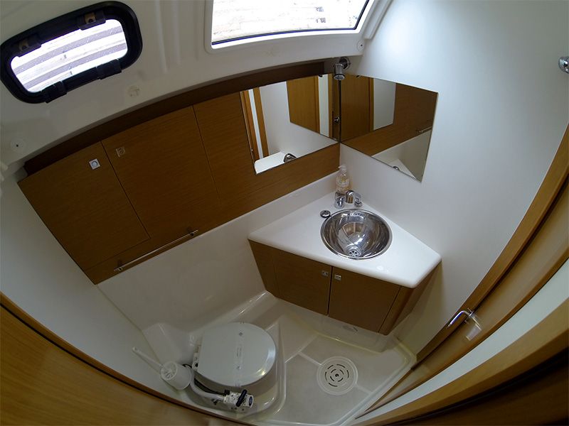 Jeanneau 53
