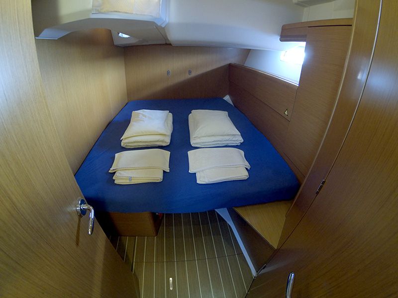 Jeanneau 53