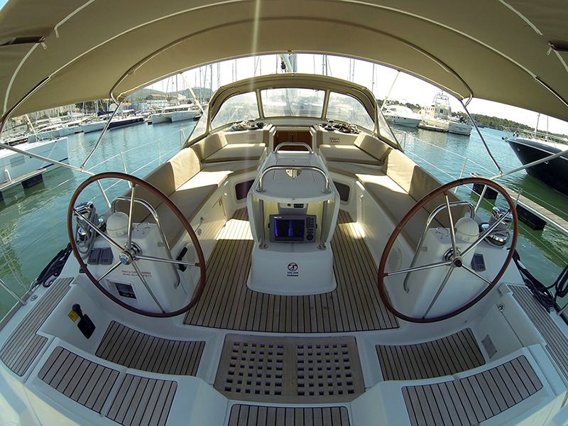 Jeanneau 53