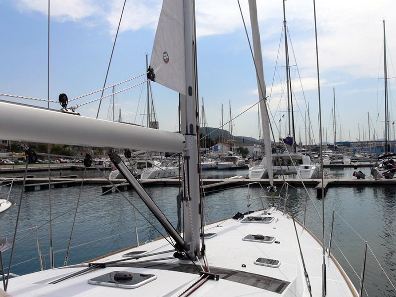 Jeanneau 53