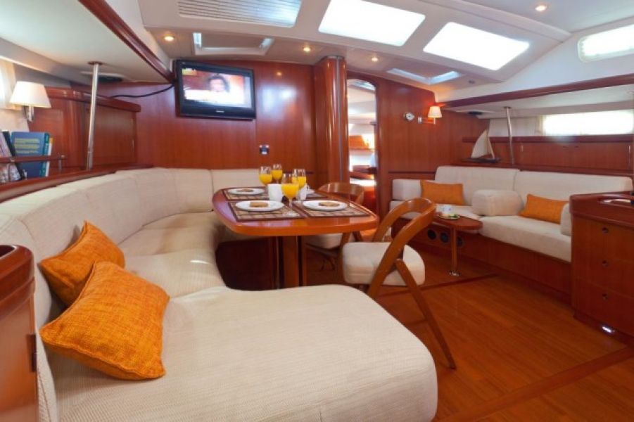 Beneteau 57 - 3 + 1 cab
