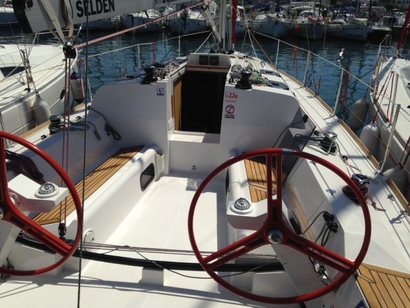 Elan 350