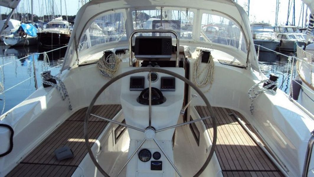Bavaria Cruiser 36 