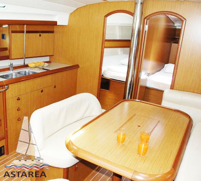 Sun Odyssey 45