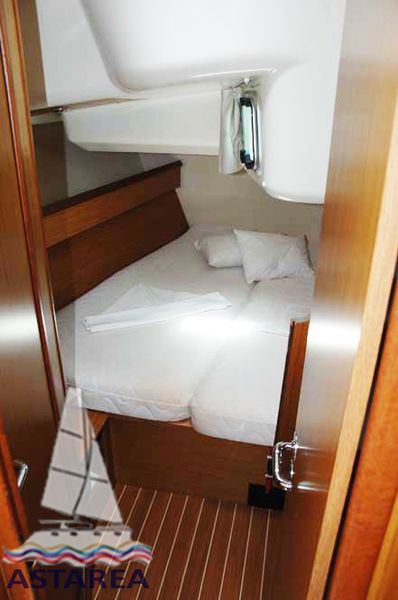 Sun Odyssey 45
