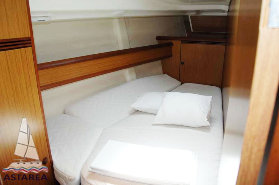 Sun Odyssey 45
