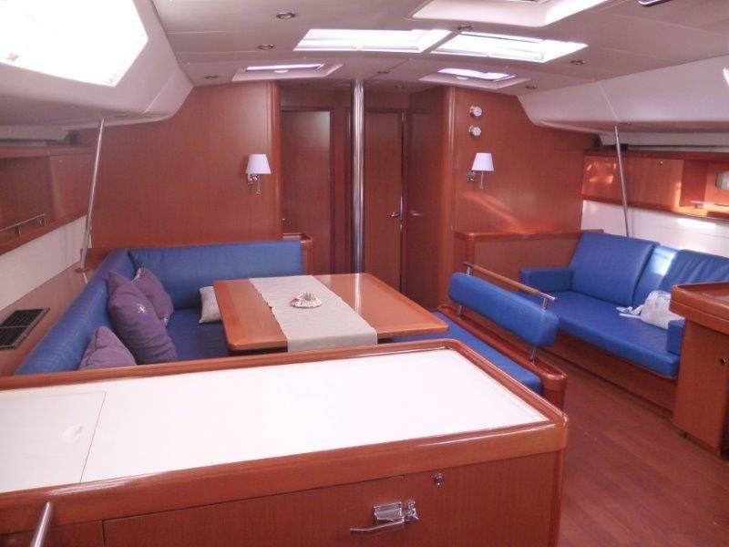 Oceanis 54