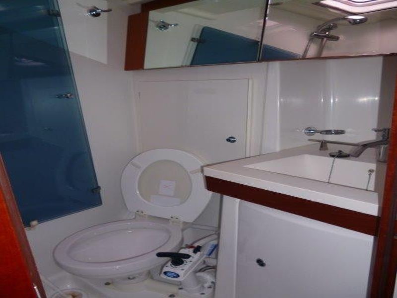 Oceanis 54