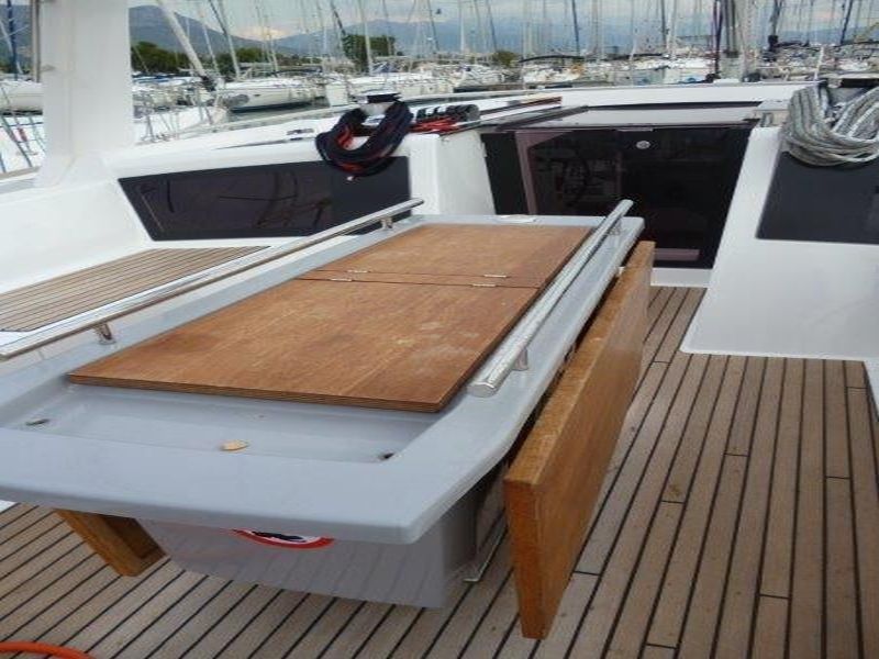 Oceanis 48