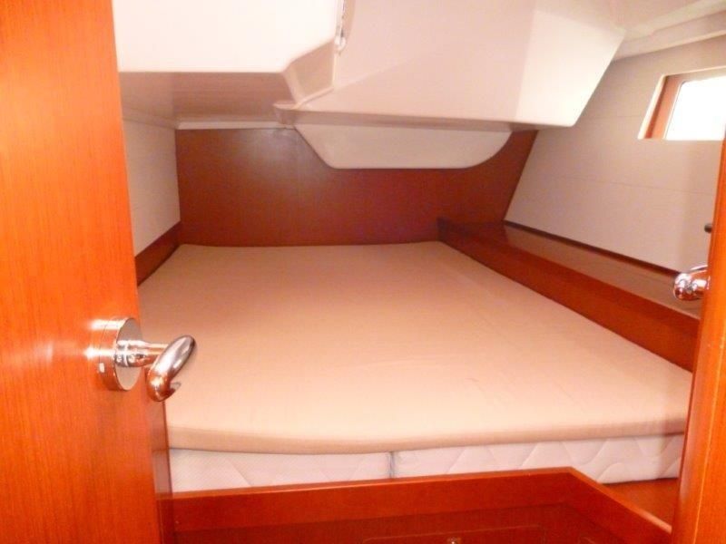 Oceanis 48