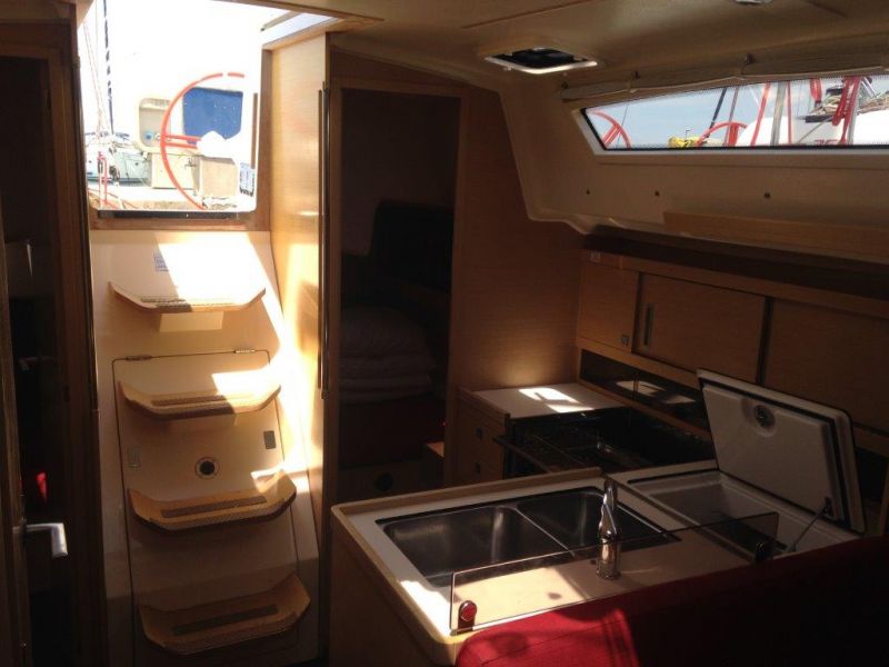 Elan 350