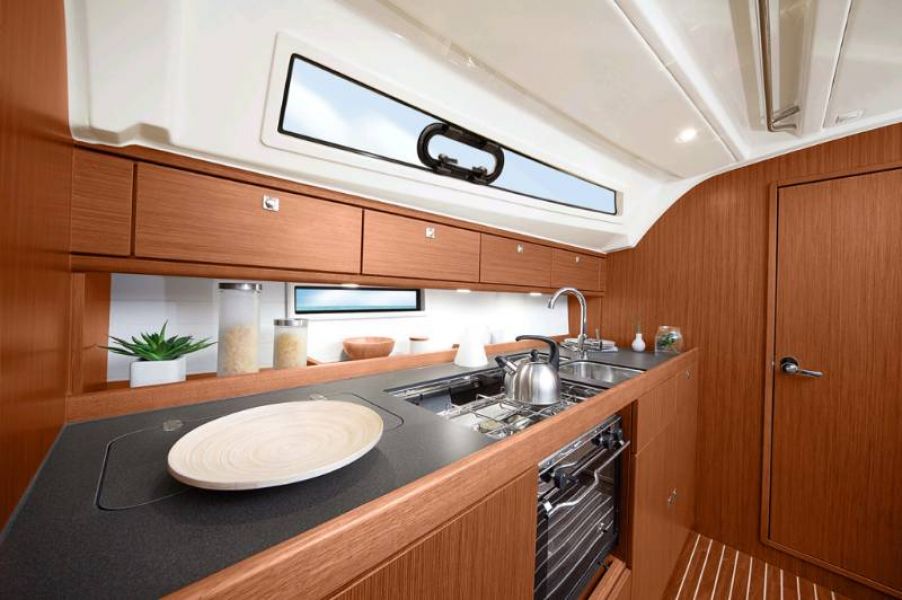 Bavaria Cruiser 41 - 3 cab