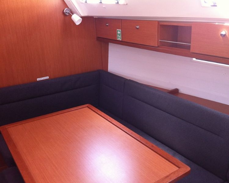 Bavaria Cruiser 40