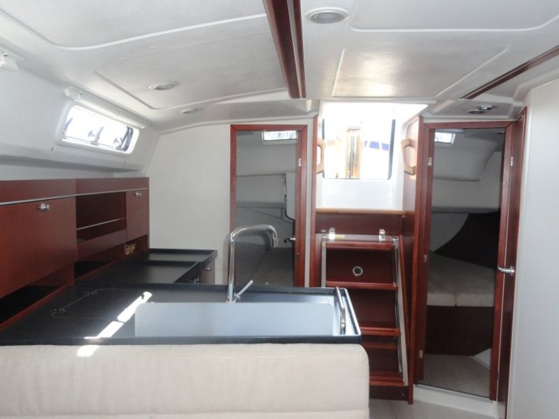 Hanse 385