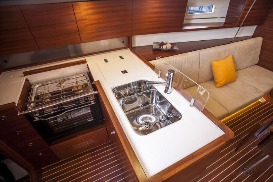 Salona 38