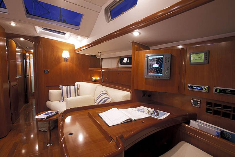 Beneteau 57