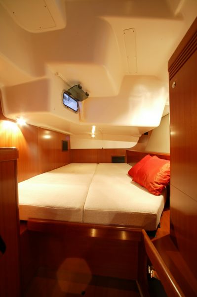 Oceanis 46