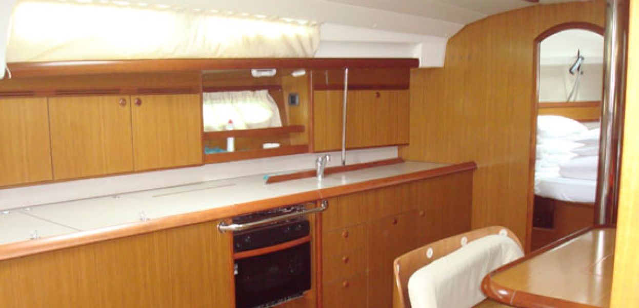 Sun Odyssey 45