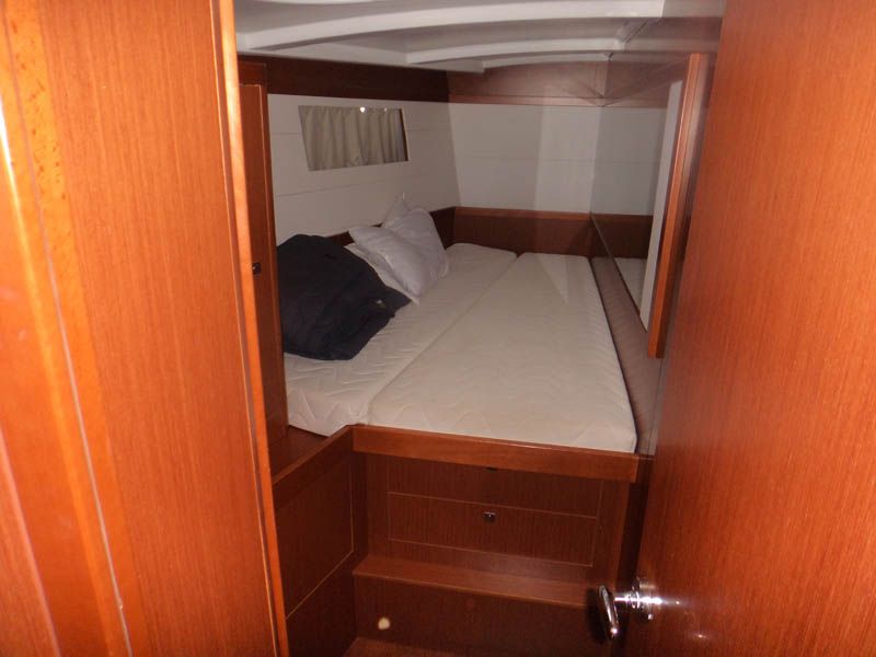 Oceanis 48