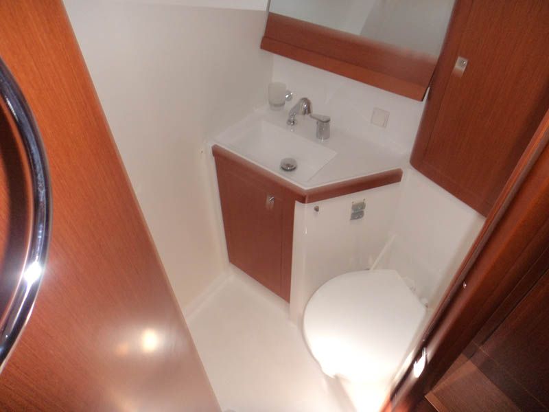 Oceanis 48