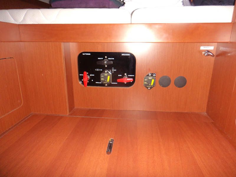 Oceanis 48