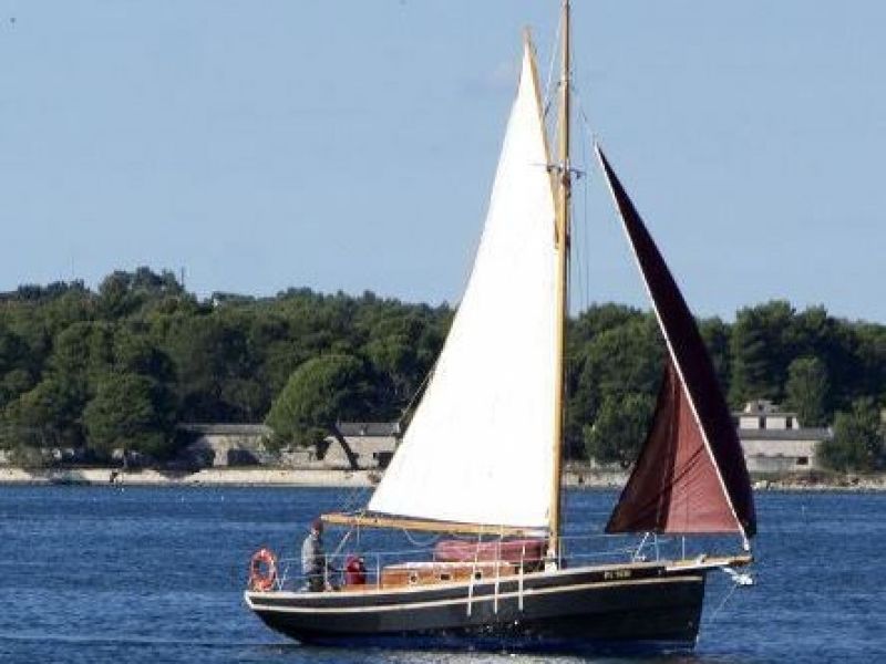 Pilot Cutter
