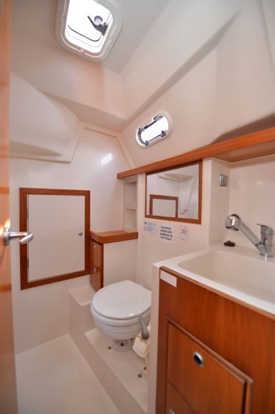Hanse 320